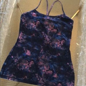 EUC Lululemon Shelf Bra Y Tank